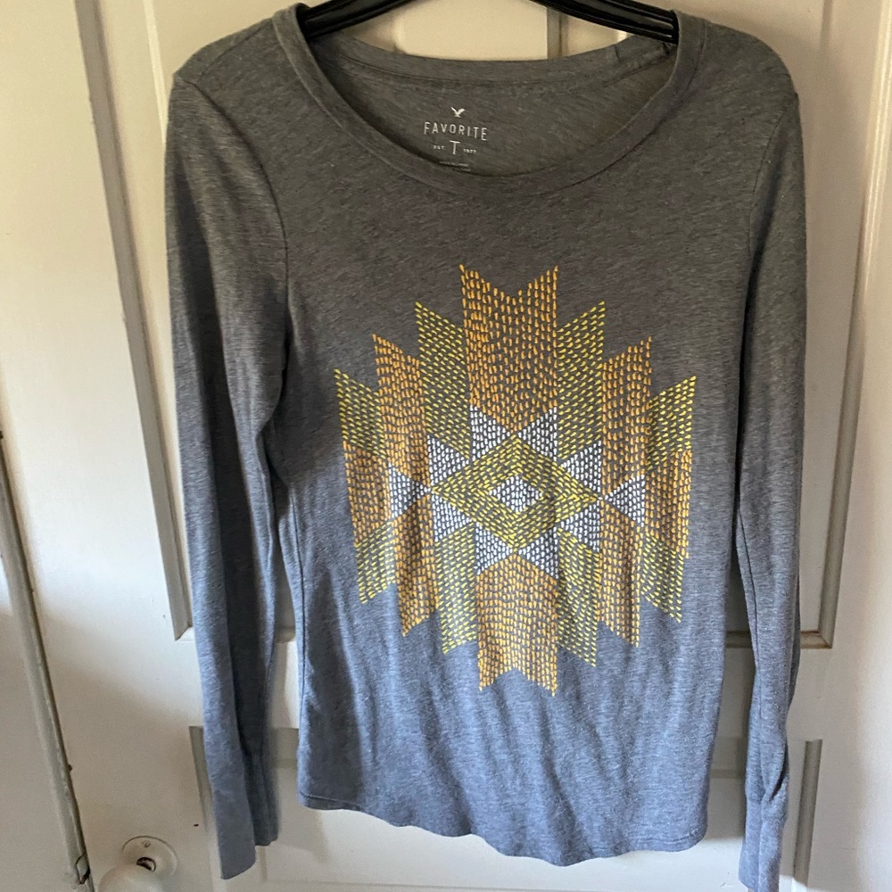 American Eagle long sleeve shirt